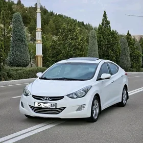 Hyundai Elantra 2012