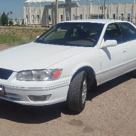 Toyota Camry 1999