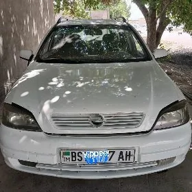 Opel Astra 2000