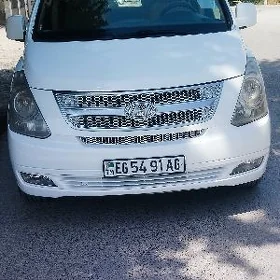 Hyundai H-1 2011