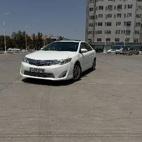 Toyota Camry 2013