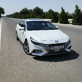 Hyundai Elantra 2021