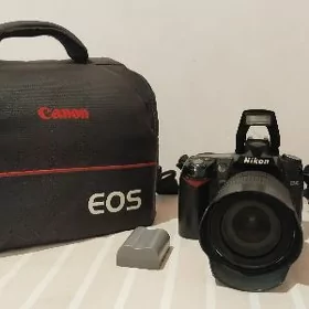 NİKON D90