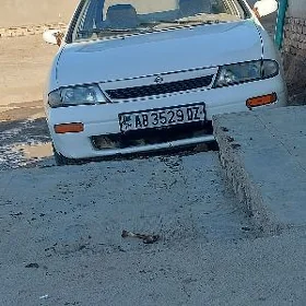 Nissan Bluebird 1994