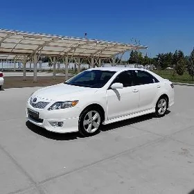 Toyota Camry 2010