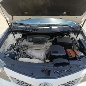 Toyota Camry 2014