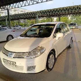 Nissan Versa 2010