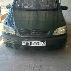 Opel Zafira 2000