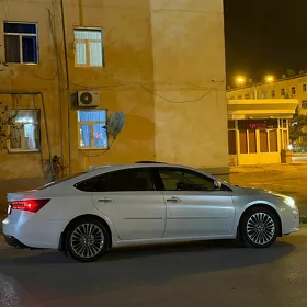 Toyota Avalon 2018