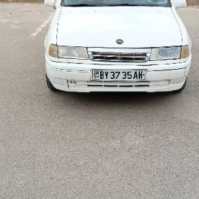 Opel Vectra 1990