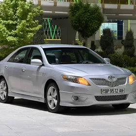 Toyota Camry 2011