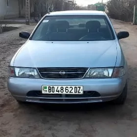 Nissan Sunny 1998