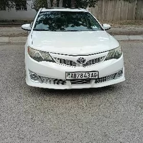Toyota Camry 2012