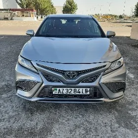 Toyota Camry 2020