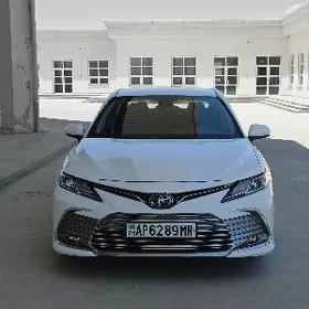 Toyota Camry 2022