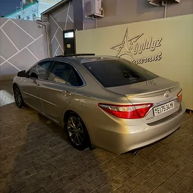 Toyota Camry 2017