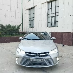 Toyota Camry 2016