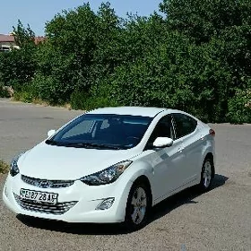 Hyundai Elantra 2011