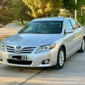 Toyota Camry 2011