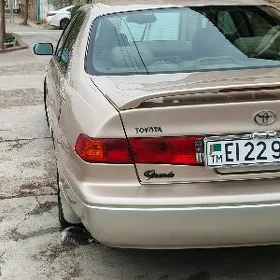 Toyota Camry 2001