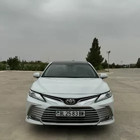 Toyota Camry 2022