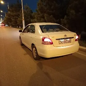 Toyota Yaris 2006