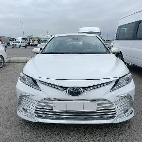 Toyota Camry 2022