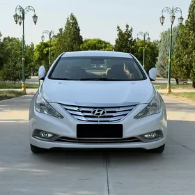 Hyundai Sonata 2012