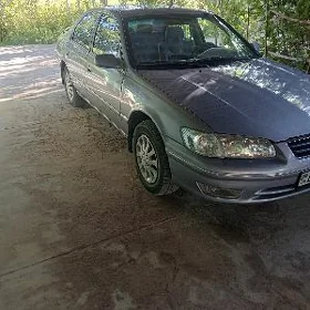 Toyota Camry 1998