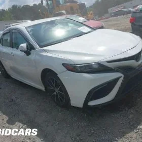 Toyota Camry 2022