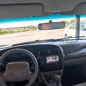 Toyota Avalon 1999