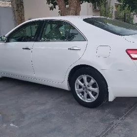 Toyota Camry 2010