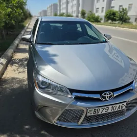 Toyota Camry 2015