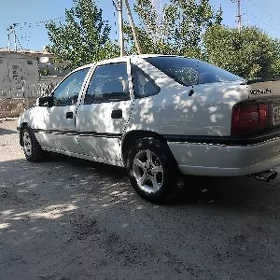 Opel Vectra 1990