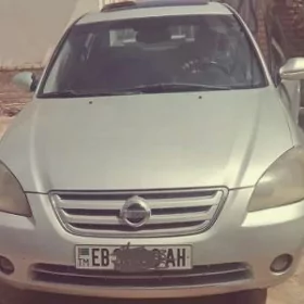 Nissan Altima 2004