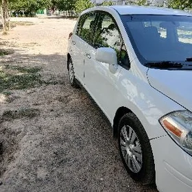 Nissan Versa 2010