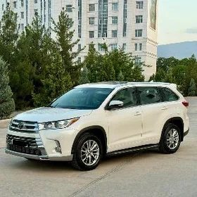 Toyota Highlander 2017