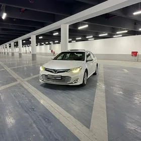 Toyota Avalon 2013