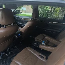 Toyota Highlander 2018