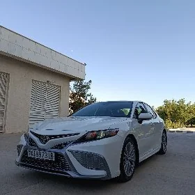 Toyota Camry 2022