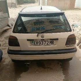 Volkswagen Golf 1992