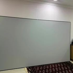 Proýektor ALR ekran
