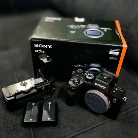 SONY R4 body