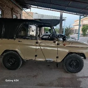 UAZ 469 1993
