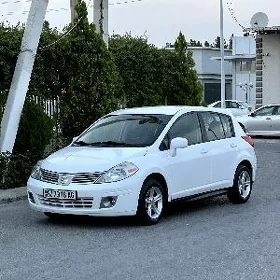Nissan Versa 2010