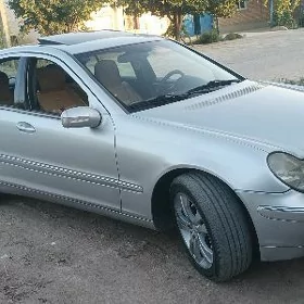 Mercedes-Benz C250 2000