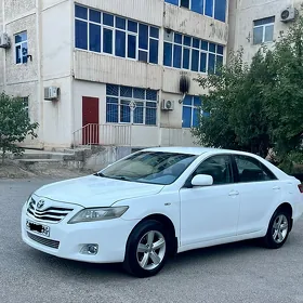 Toyota Camry 2010