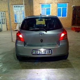 Toyota Yaris 2006