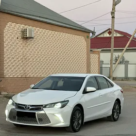 Toyota Camry 2017