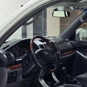 Toyota Land Cruiser Prado 2009